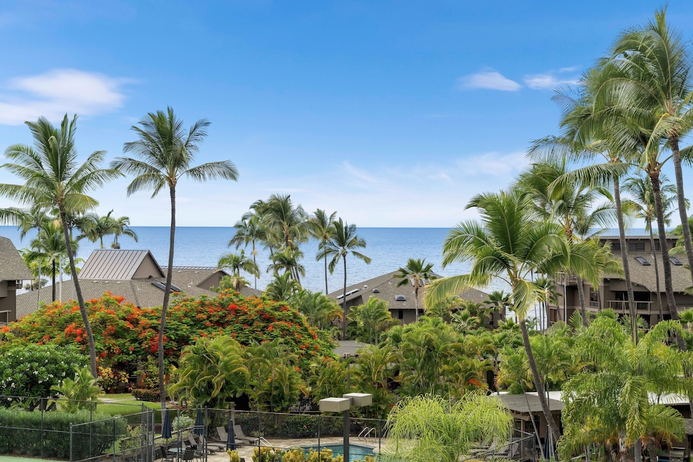 Fairway & Ocean Views - Updated Top Floor - AC- Vrkcv