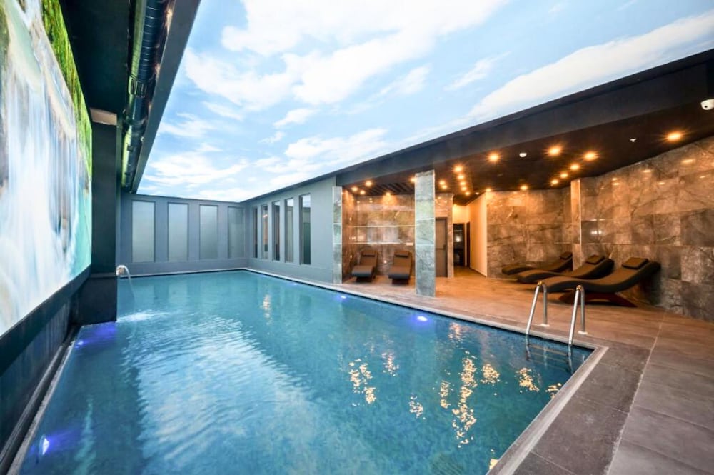 King City Otel - Image 36