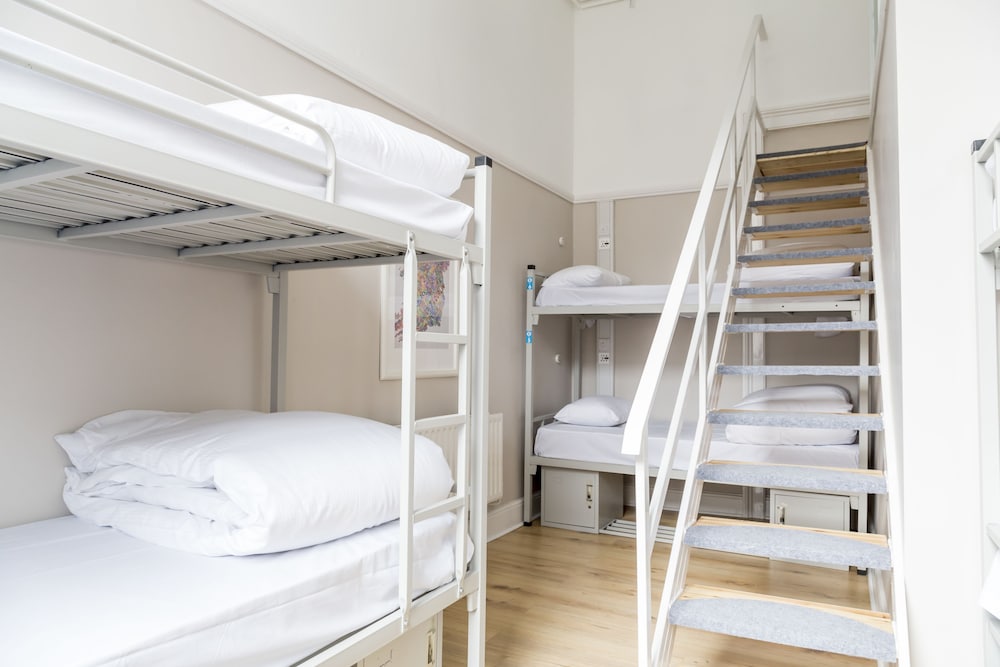 Gardiner House Hostel