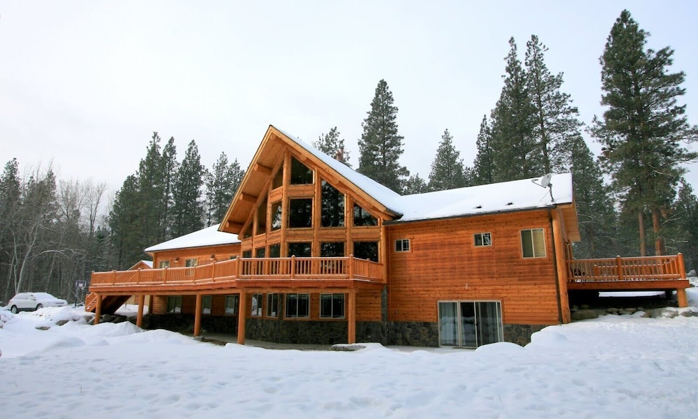 Pineview Lodge
