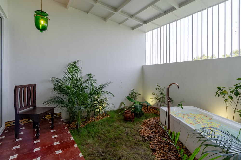 Nomads Resort - Destination Stays
