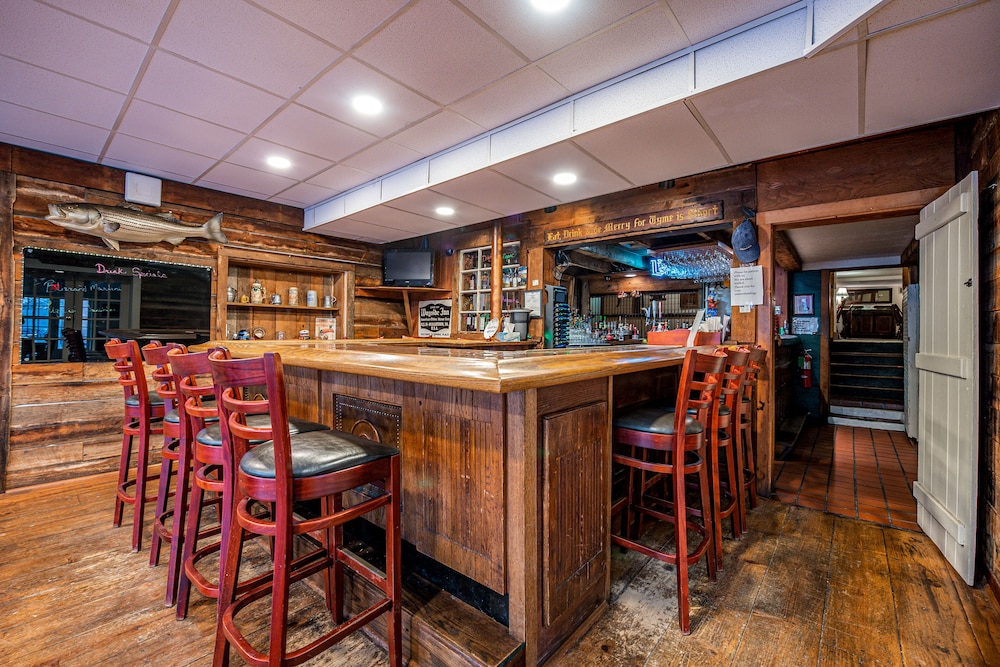 Wayside Inn