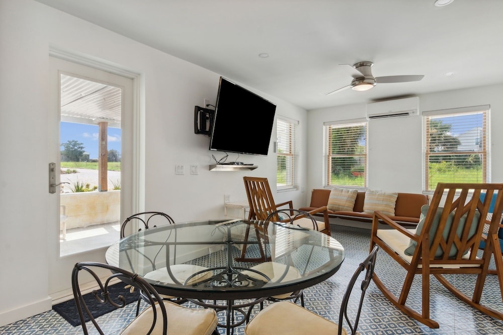 161 S Fletcher 5 Bedroom Home