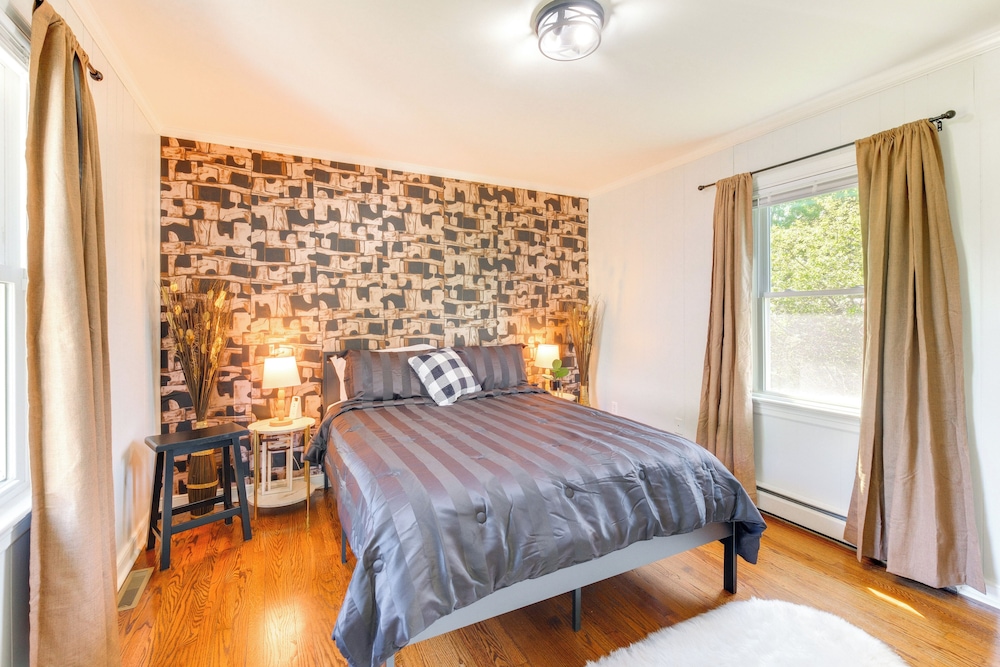 3 Mi to Downtown: Getaway in Richmond