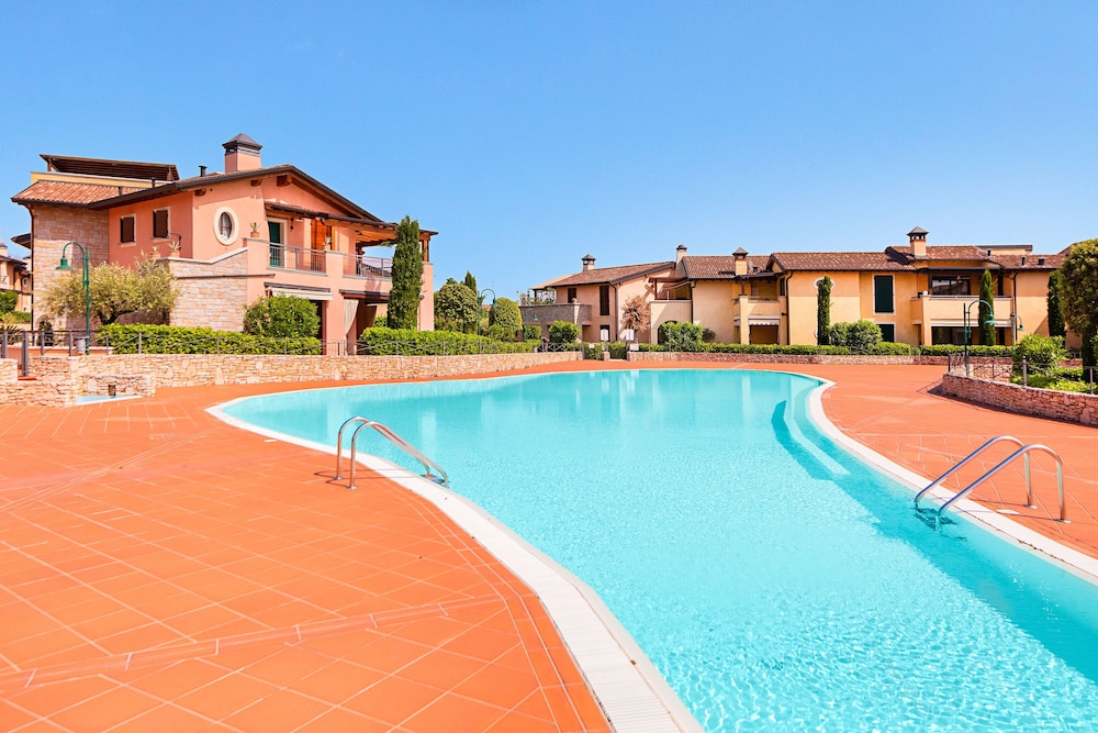 La Rocca 2-11 by Wonderful Italy