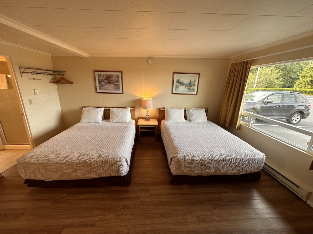 Astoria Crest Motel