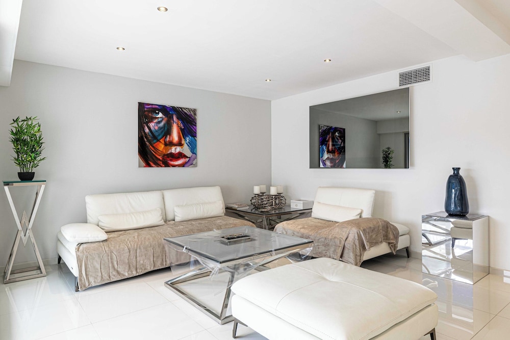 Beautiful 2P Apartment With Sunny Terrace
