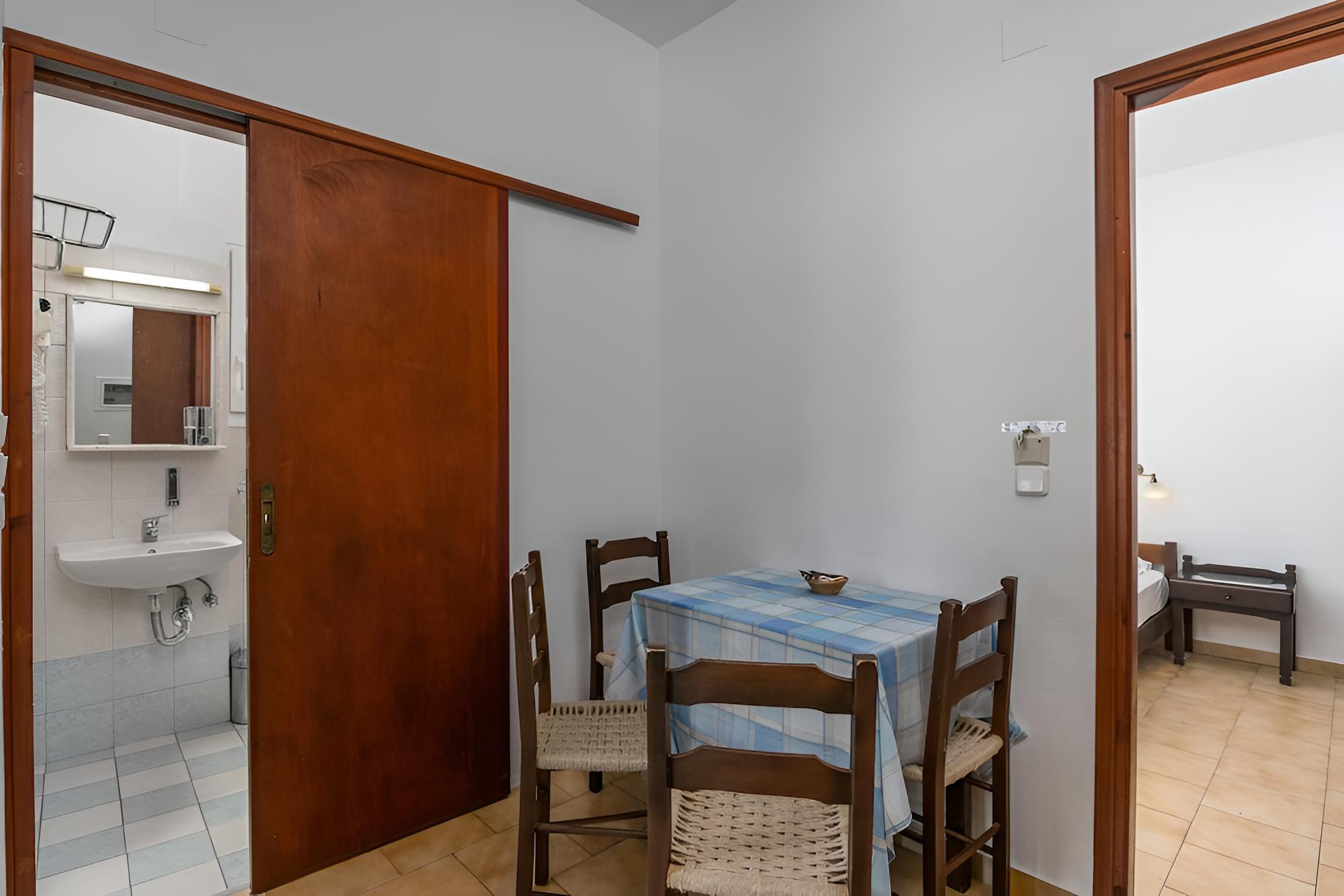 Tilemachos Rooms & Studios