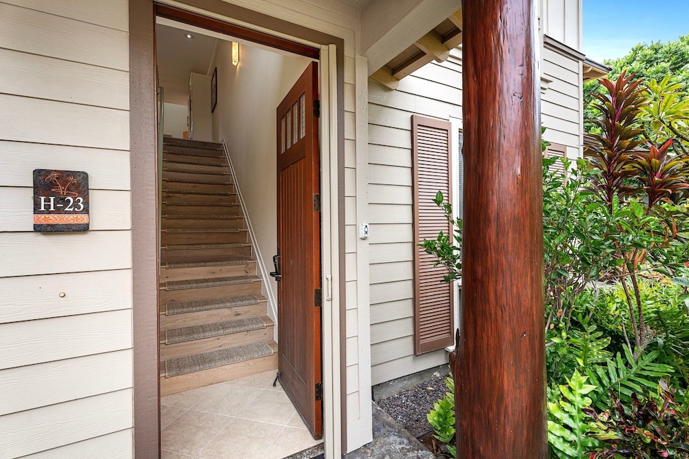 2bed Lift with Concierge Onsite, Golf Course Views - Vrkcv
