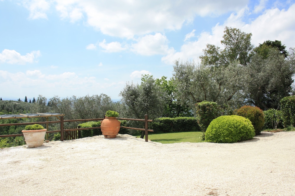 Photo 43