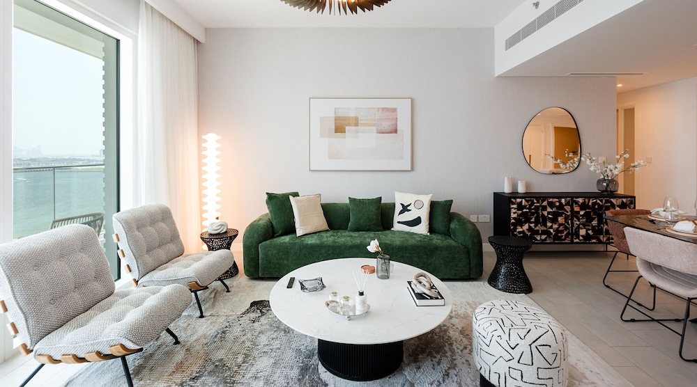 Stylish JBR 3BR M w Beach Access