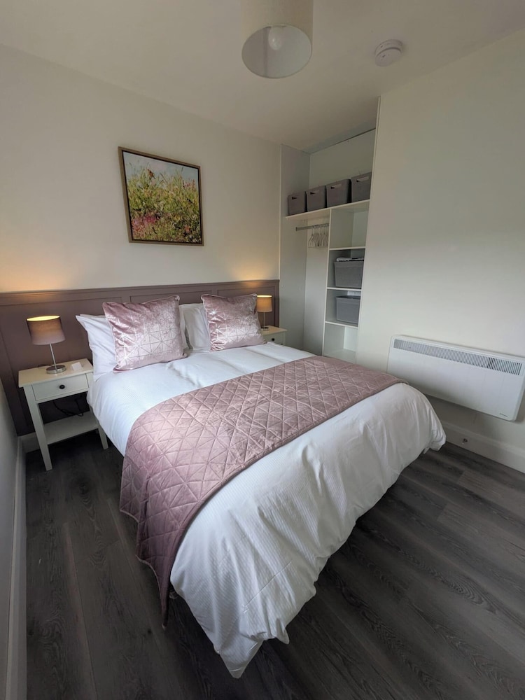 Apartment - Sleeps 4 - Near Aran Islands - Parking