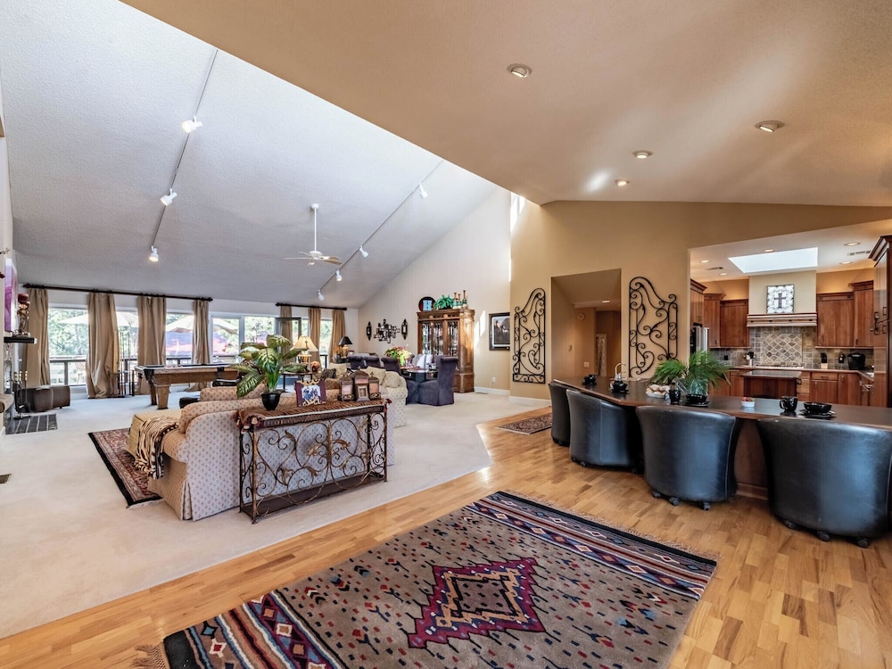 A Trip to Heaven by Ruidoso Vacation Rentals