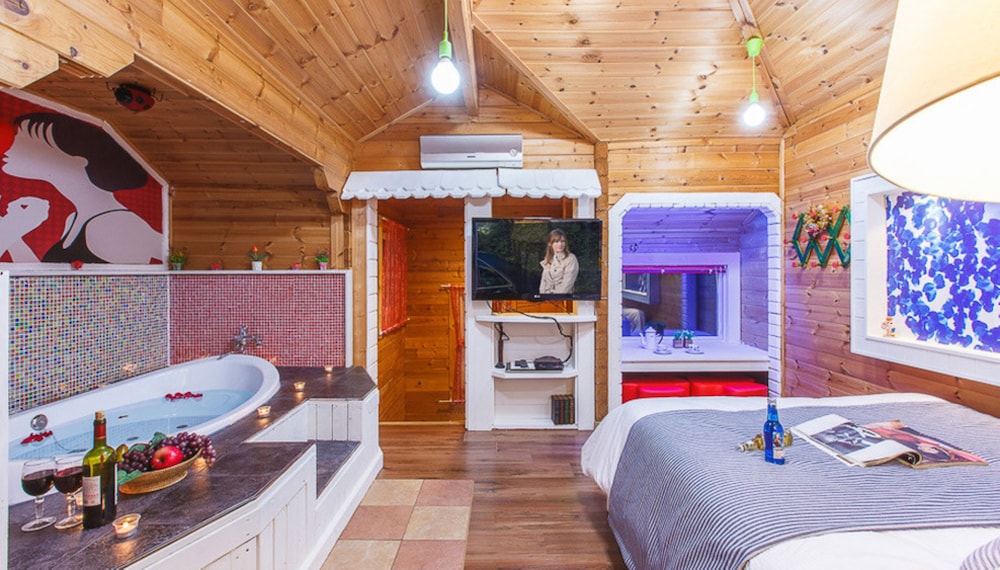 hotel room