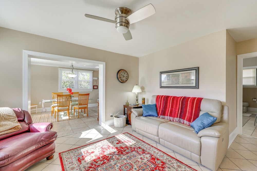 14 Mi to Raleigh: Charming Family Home!
