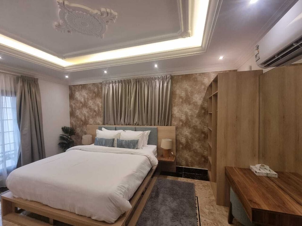 Hometel Khozama Jed