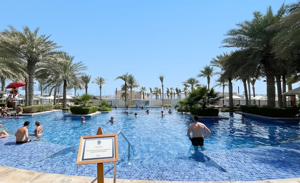bnbme | Fairmont The Palm | 1 BDR