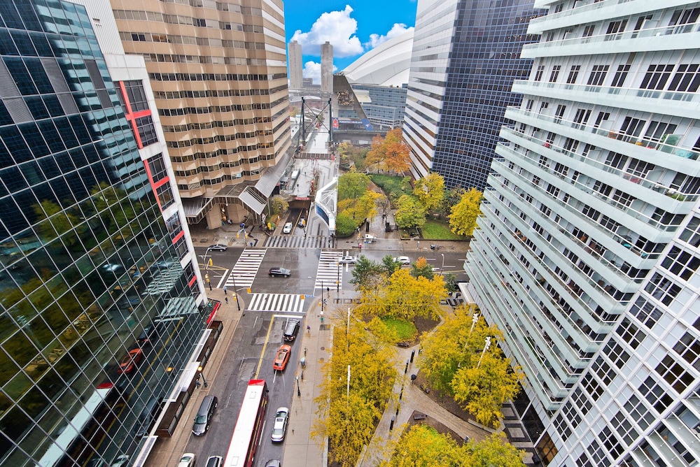 Deluxe Executive Suites - Image 5