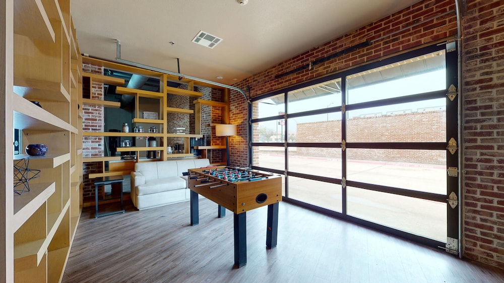 voco College Station Aggieland by IHG