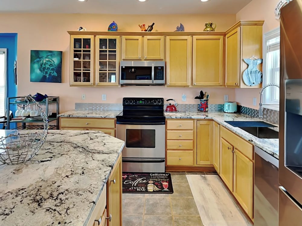 Piccolo Paradiso by Topsail Realty