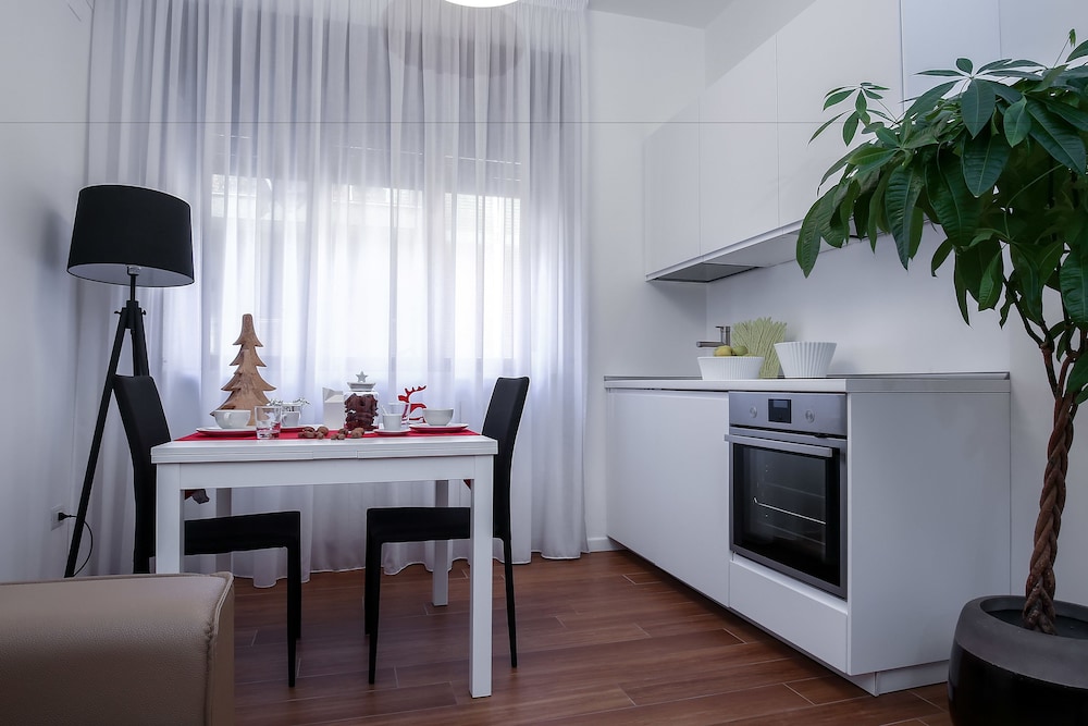 Golden by Starhost