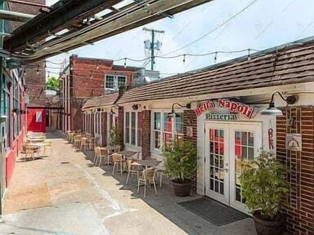 Harmony Hideaway - Mins to Broadway - In Music Row