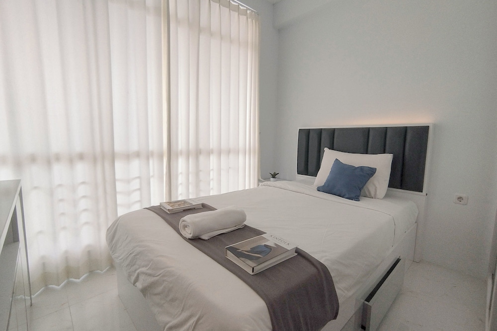 2Br Near Its University At Bale Hinggil Apartment