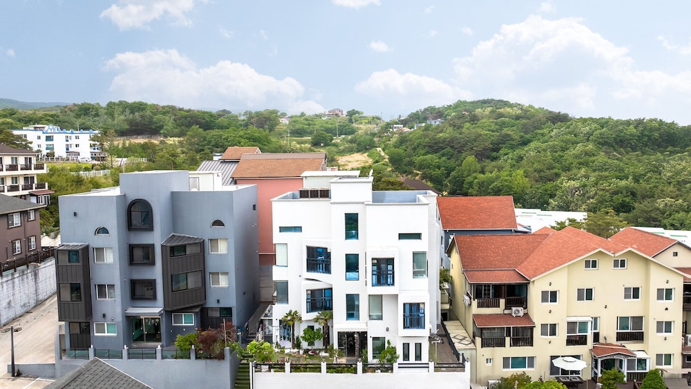 Gyeongju 20th Street Spa Pension