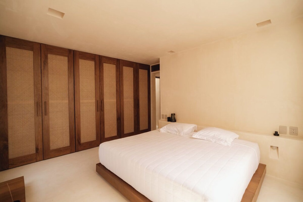 Casa Leela - M11