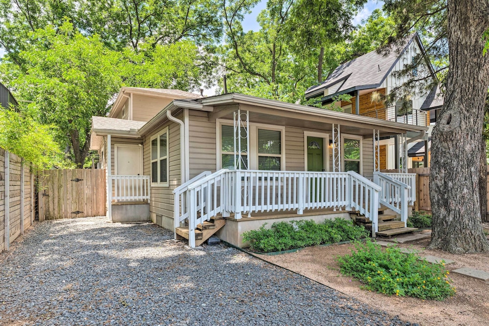 Holly Hideaway view 3
