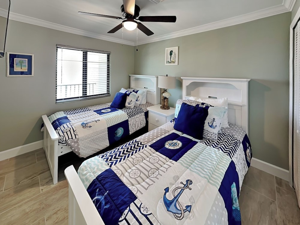 Seaside 5 by Distinctive Beach Rentals