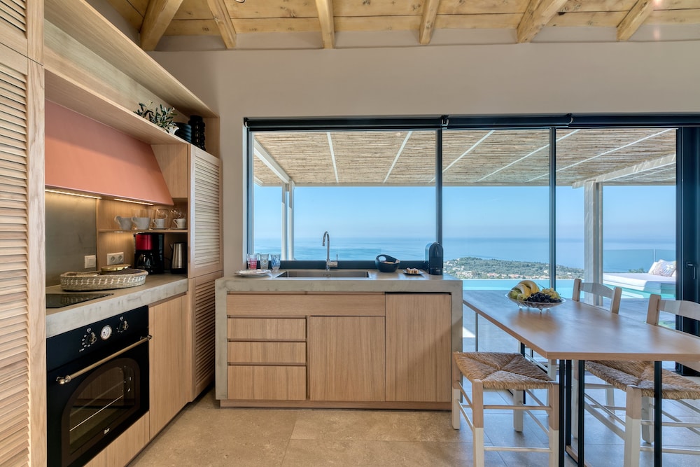 Art Blue Villas