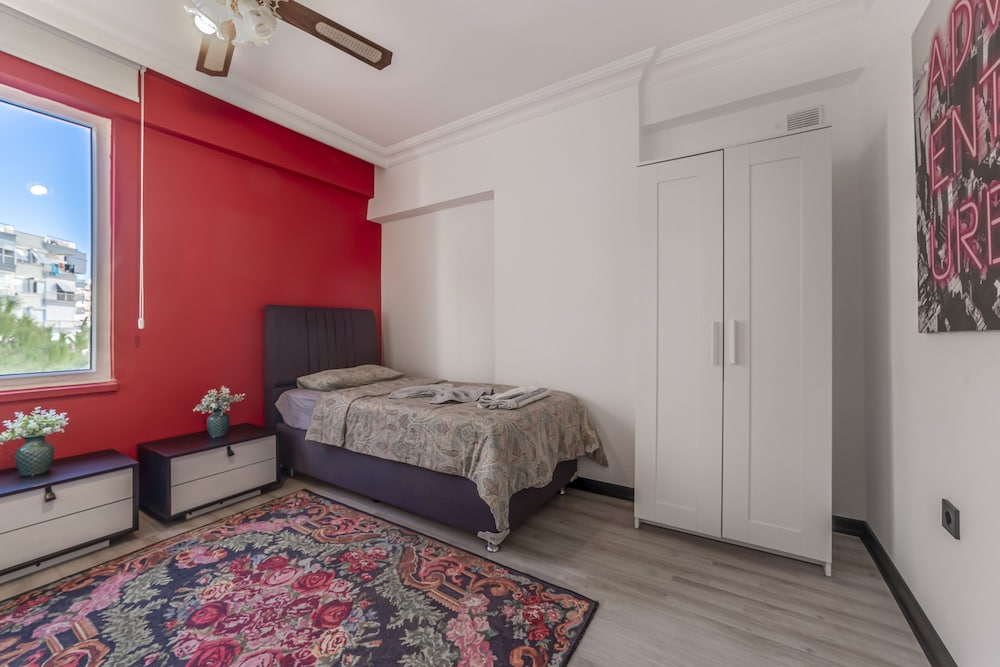 Melissa's Suites