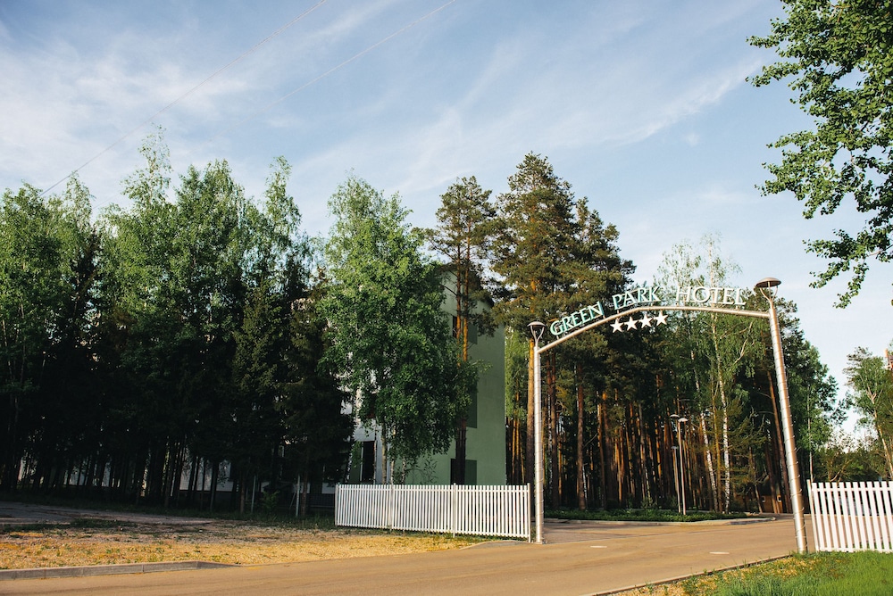 Green Park Hotel Airport Minsk