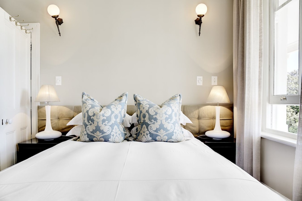 Banksia Boutique view 3