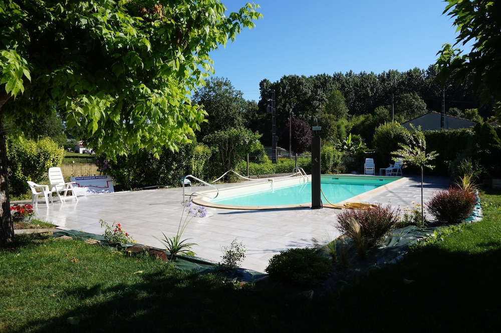 Camping du pas des biches view 5