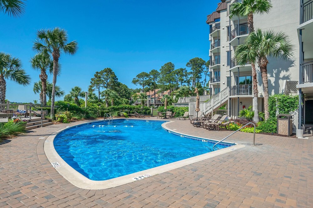 1924 South Beach Club at The Sea Pines Resort