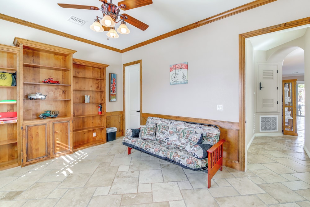 Spacious Luxe Home w/ Lake Access in Fort Mohave!