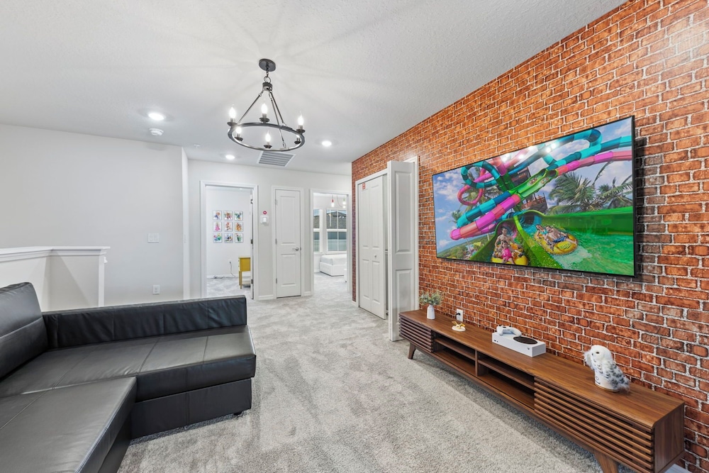 16049 Blue Wave Way