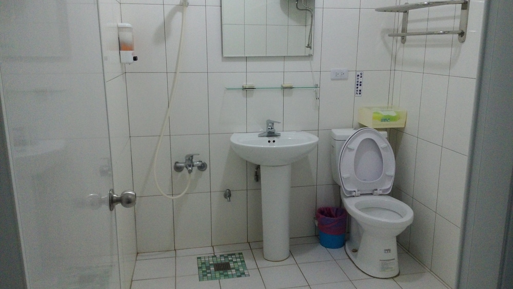 Caitlyn Hostel II