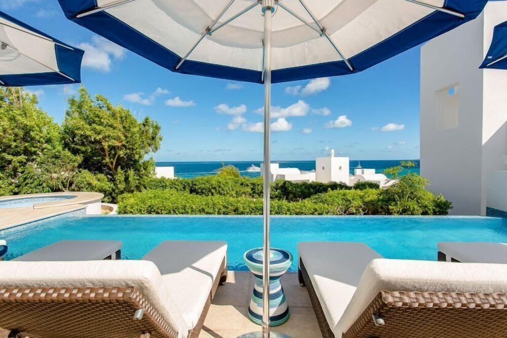 Long Bay Villas - Villa Sky