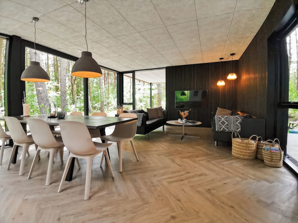 Modern Holiday Home on Læsø, Style, Space, and Scandinavian Charm