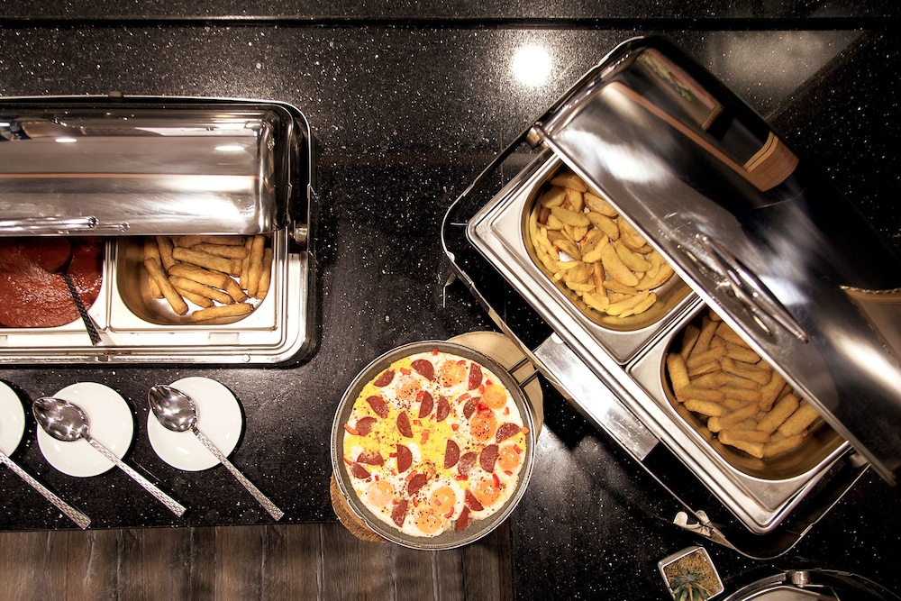 The Rise Aron Business Otel Merter - Image 41