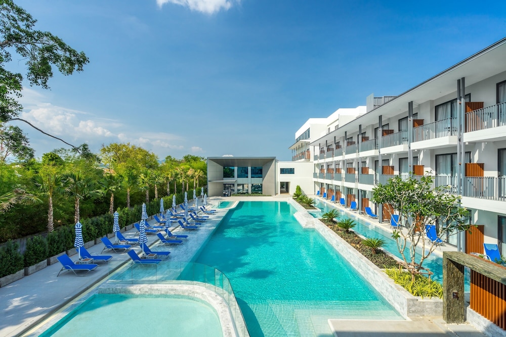 Seabed Grand Hotel Phuket 31