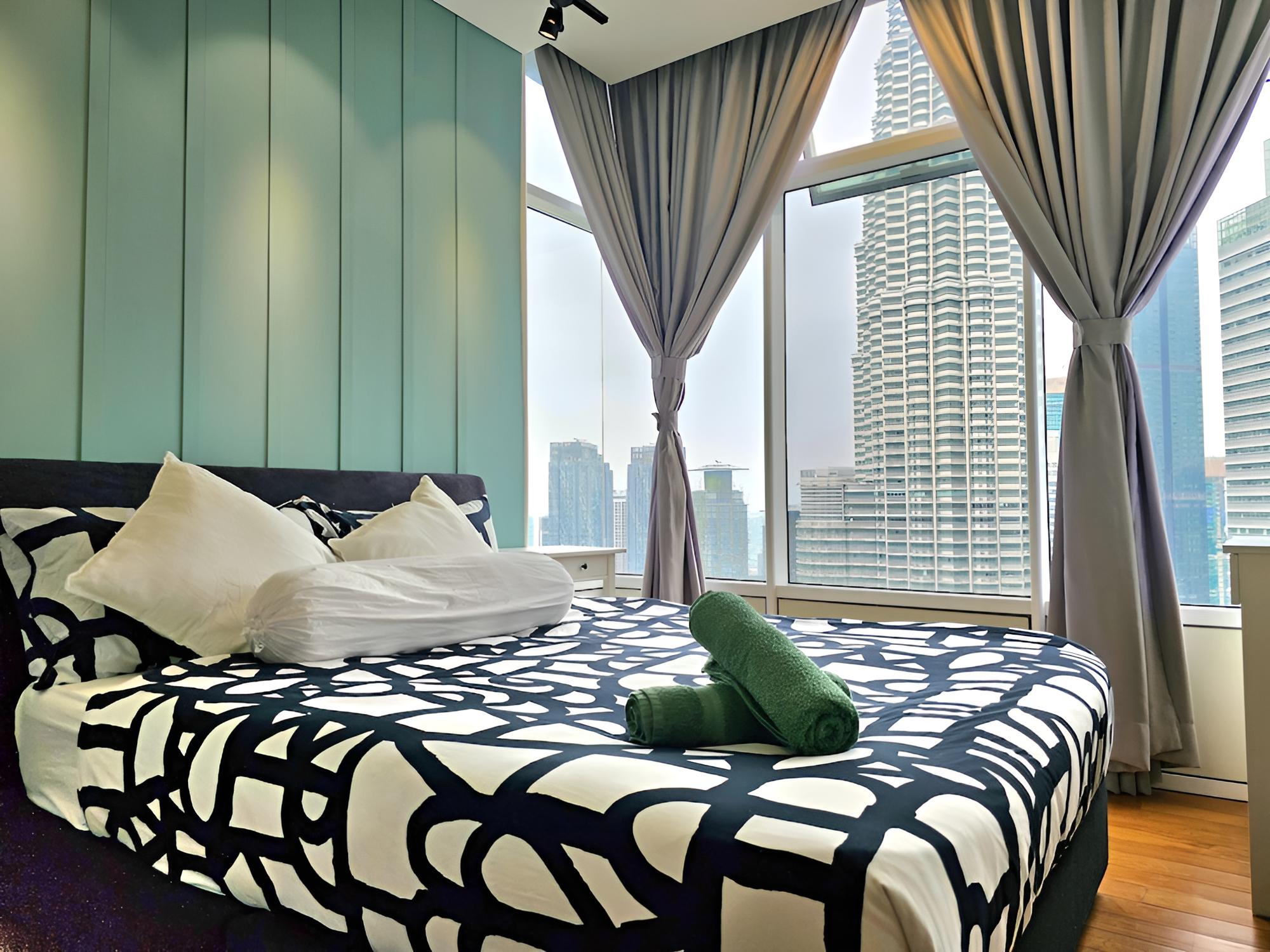 Sky Suites KLCC by Luna Suites