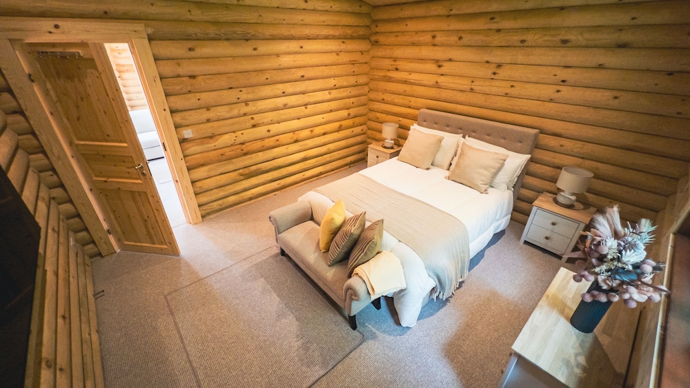 Aspen Lodge view 3