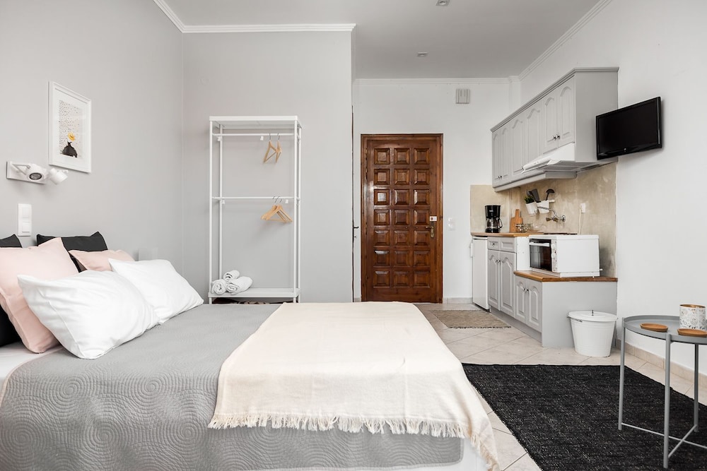 Marias Seaside Apartments