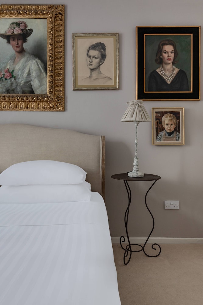 Courtfield Mews by Onefinestay