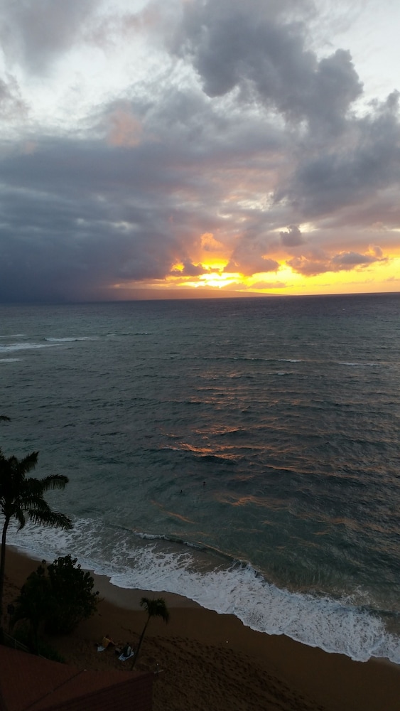 Royal Kahana Resort by rkmaui