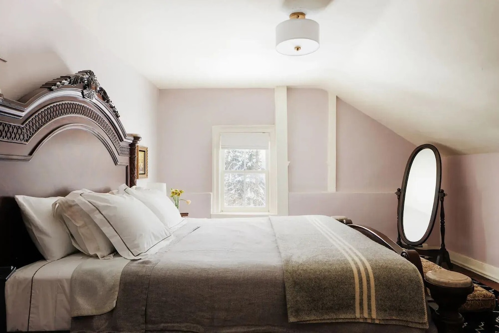 Elmrock Inn - Property Image 14